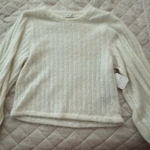 BNWT Cozy Chic Women's White Sweater